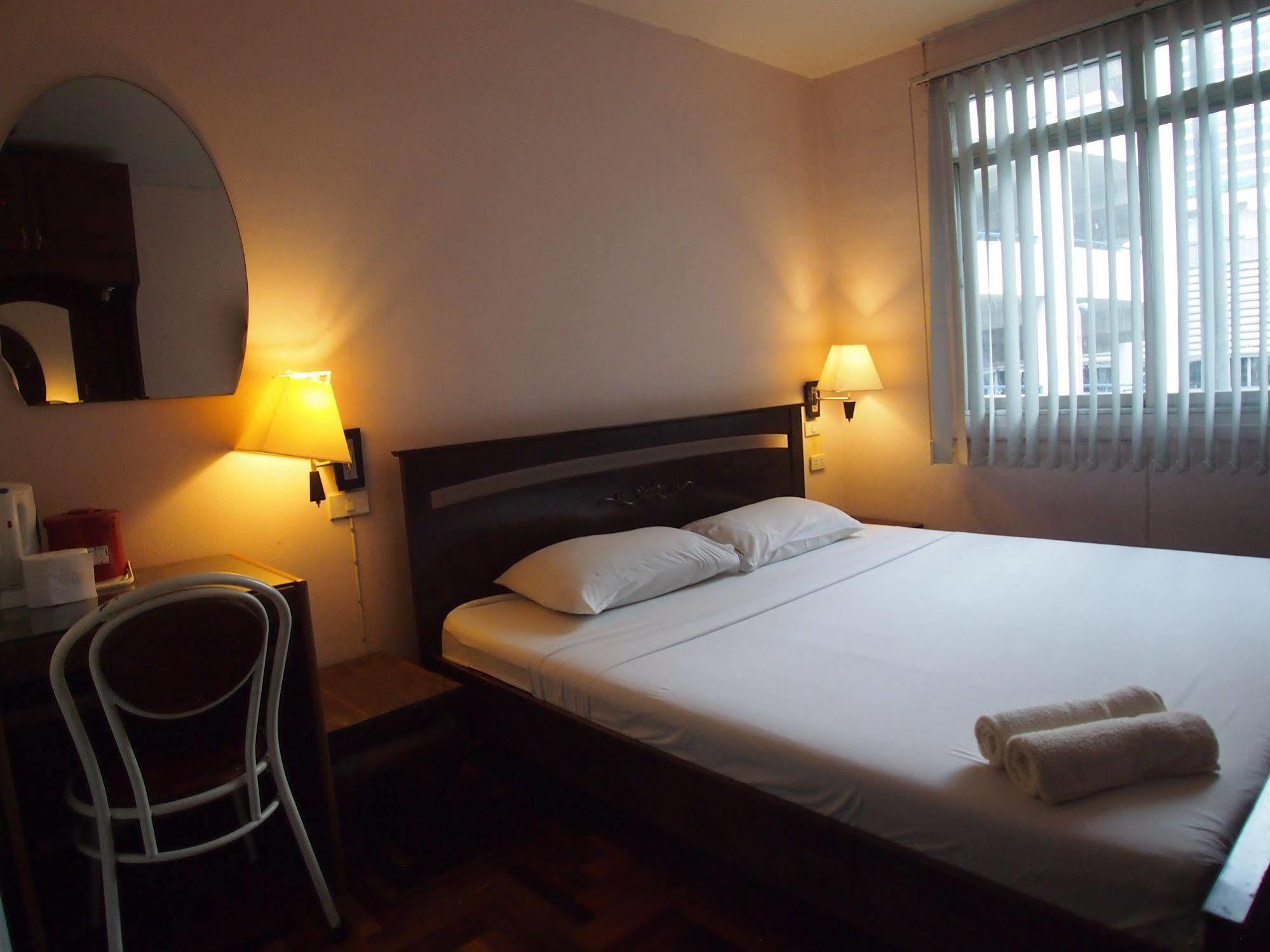 A-One Inn Бангкок Экстерьер фото